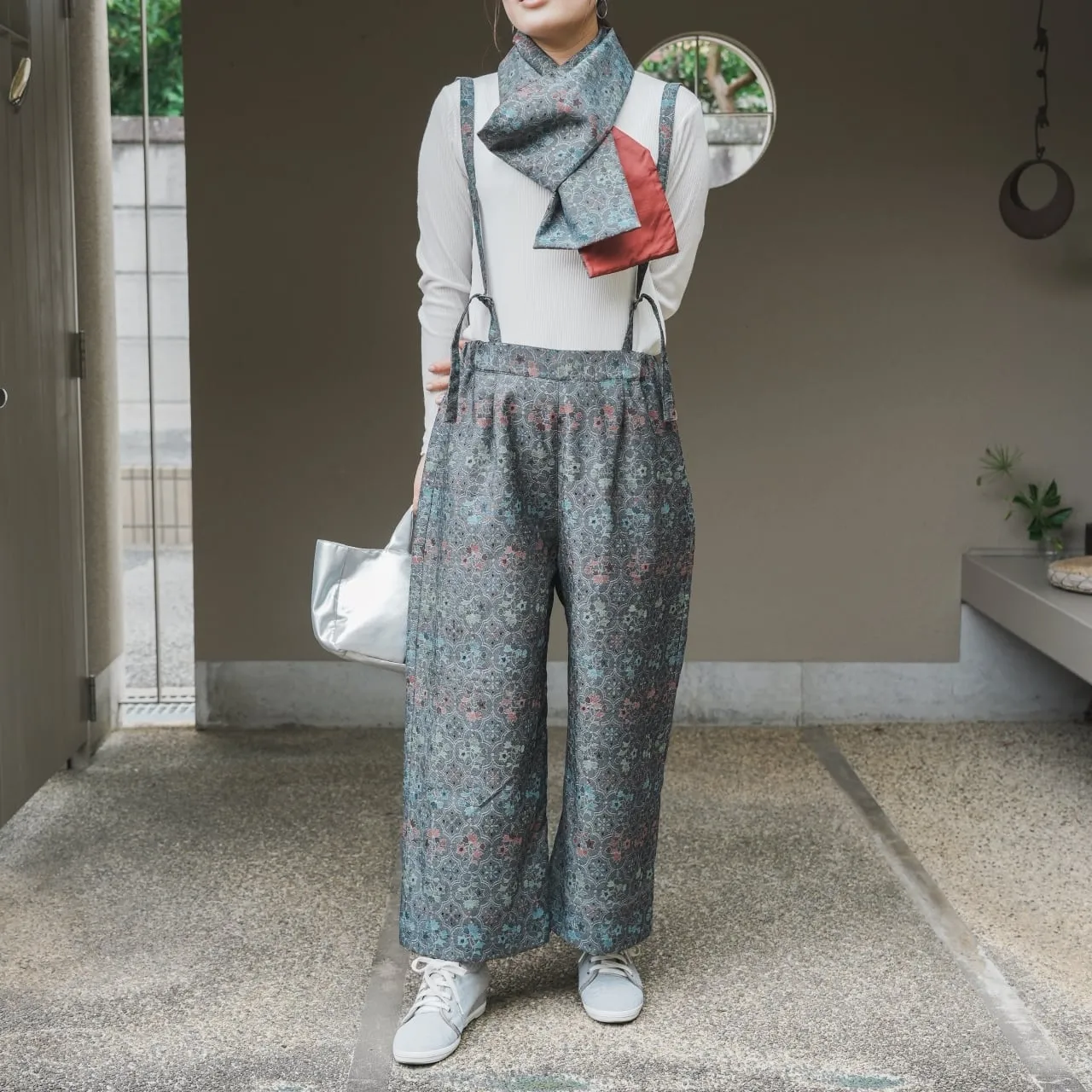 着物からサスペンダー付きパンツ - 画像 (2)